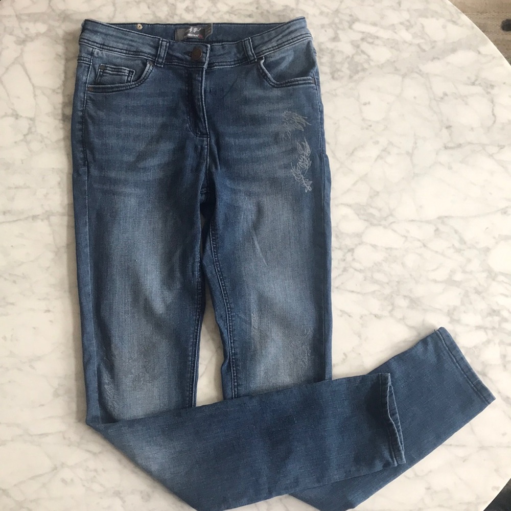 Girls jeans
